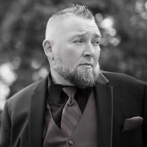 Meet your Posher, Todd